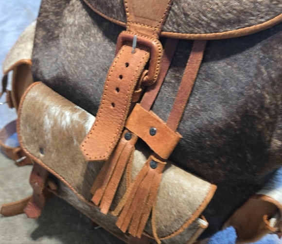 Rustic Leather and Fur Backpack - Picture 4 of 10